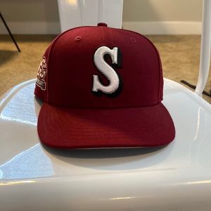 Seattle Mariners limited edition maroon new era fitted cap